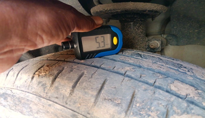 2017 Ford Ecosport TREND 1.5L DIESEL, Diesel, Manual, 1,37,437 km, tyre