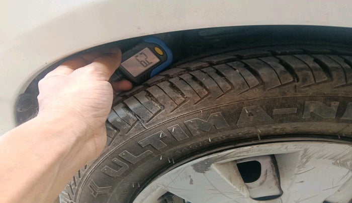 2011 Maruti Alto K10 LXI, Petrol, Manual, 1,53,471 km, tyre