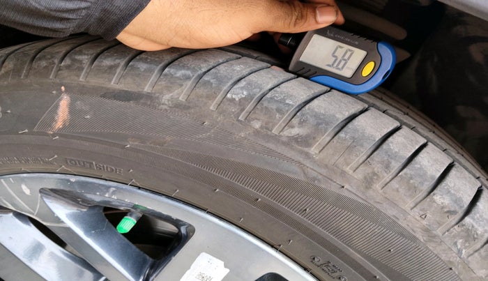 2021 Tata Safari XZA PLUS, Diesel, Automatic, 65,957 km, tyre