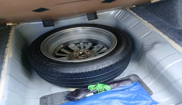 2021 Honda City 1.5L I-VTEC ZX CVT, Petrol, Automatic, 47,261 km, tyre