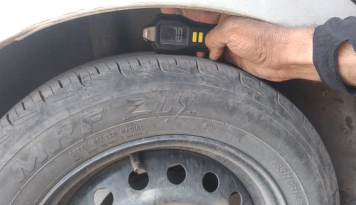 2015 Maruti Celerio VXI, Petrol, Manual, 85,003 km, tyre