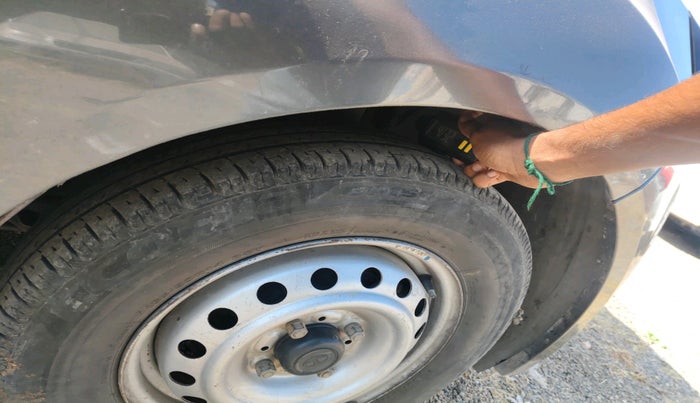 2021 Tata ALTROZ XE PETROL, Petrol, Manual, 34,392 km, tyre