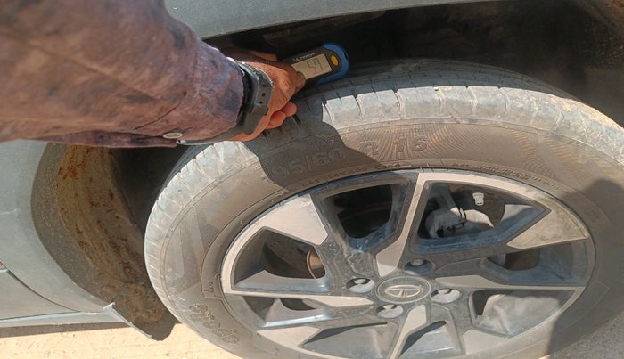 2021 Tata PUNCH CREATIVE  MT, CNG, Manual, 77,823 km, tyre