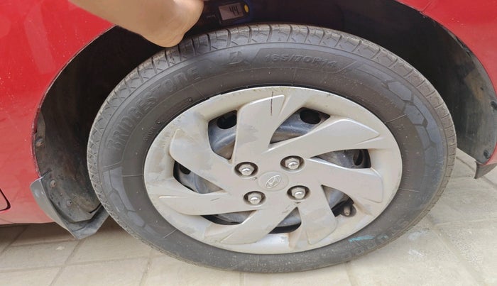 2019 Hyundai NEW SANTRO SPORTZ CNG, CNG, Manual, 86,666 km, tyre