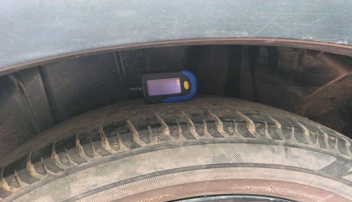 2021 Maruti XL6 ALPHA MT, Petrol, Manual, 62,740 km, tyre