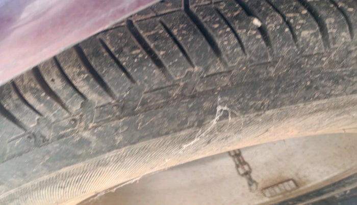 2011 Tata Aria PRESTIGE 4X2, Diesel, Manual, 95,925 km, tyre