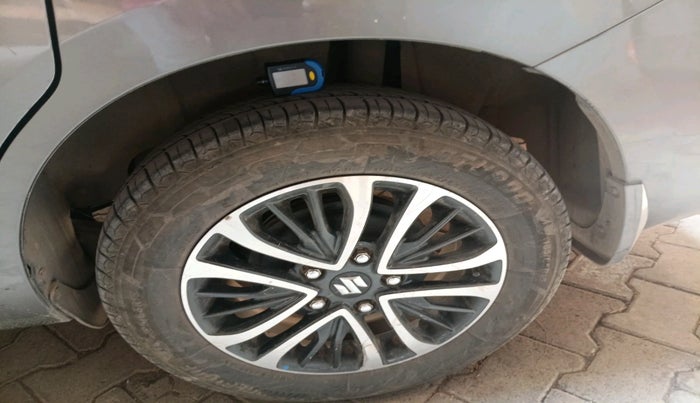 2023 Maruti Ertiga ZXI (O) CNG, CNG, Manual, 1,07,115 km, tyre