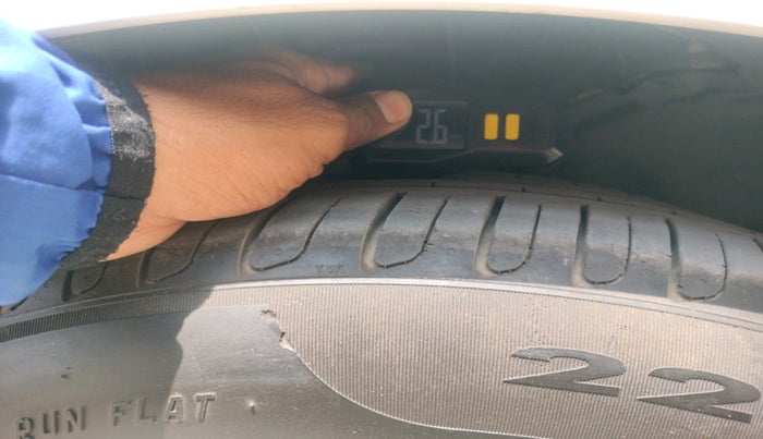 2011 BMW 5 Series 523I, Petrol, Automatic, 1,23,963 km, tyre