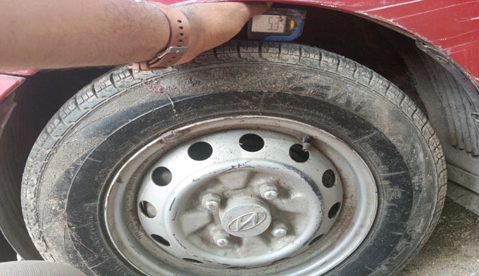 2015 Hyundai Eon ERA +, Petrol, Manual, 7,126 km, tyre