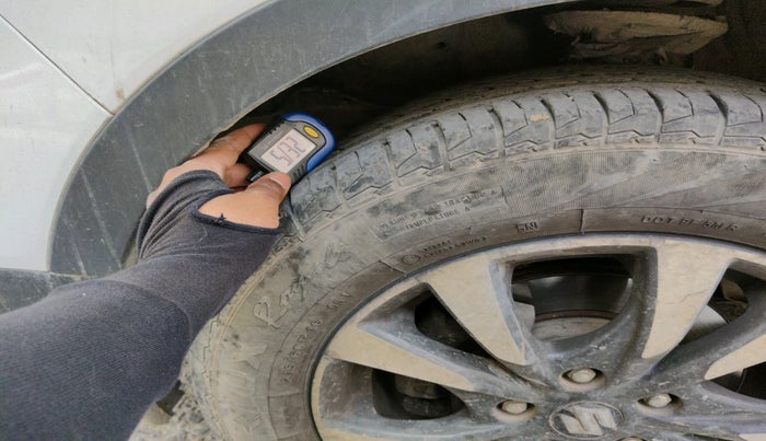 2021 Maruti S Cross ZETA AT 1.5, Petrol, Automatic, 72,529 km, tyre