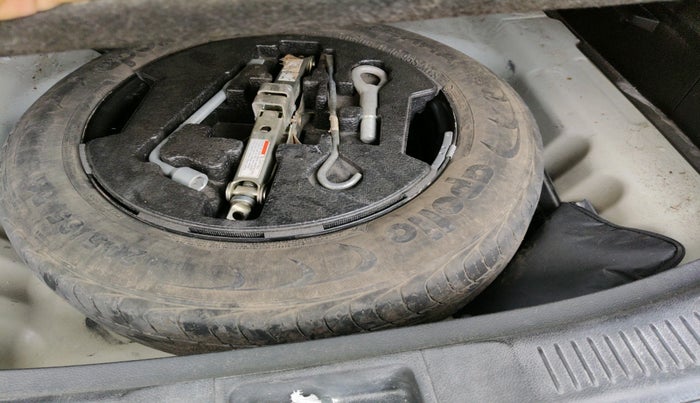 2021 Maruti S Cross ZETA AT 1.5, Petrol, Automatic, 72,529 km, tyre