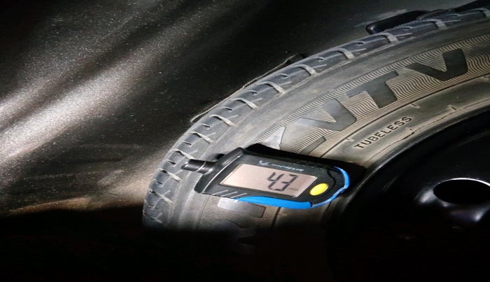 2020 Maruti New Wagon-R VXI 1.2 AMT, Petrol, Automatic, 30,312 km, tyre