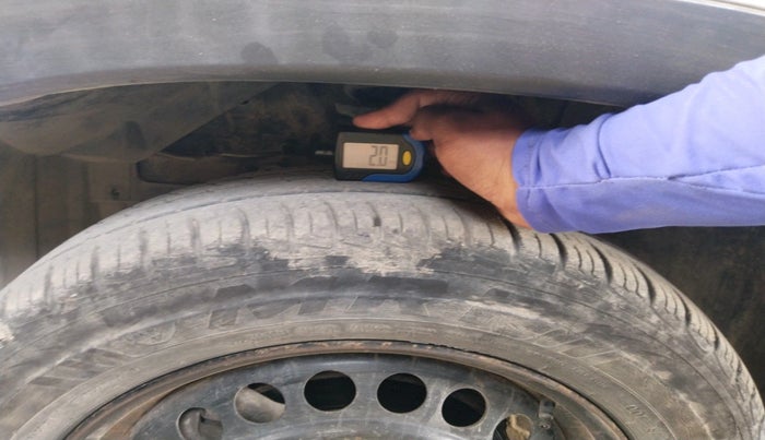 2018 Maruti Vitara Brezza VDI, Diesel, Manual, 1,43,319 km, tyre