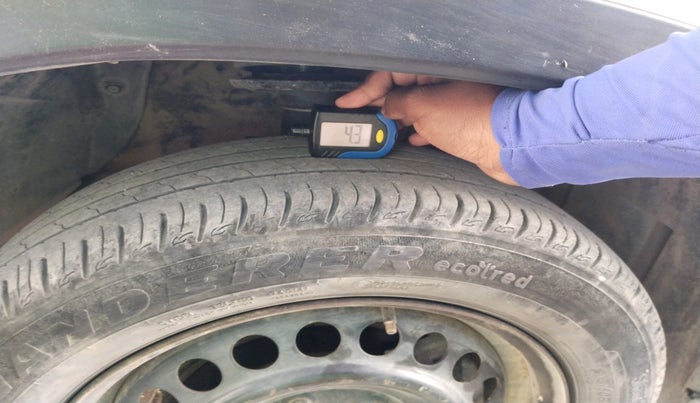 2018 Maruti Vitara Brezza VDI, Diesel, Manual, 1,43,319 km, tyre