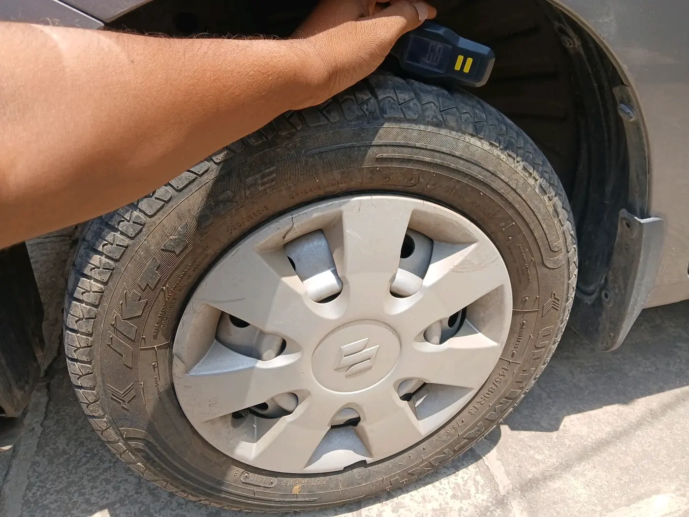 2010 Maruti Wagon R 1.0 LXI, Petrol, Manual, 14,208 km, tyre