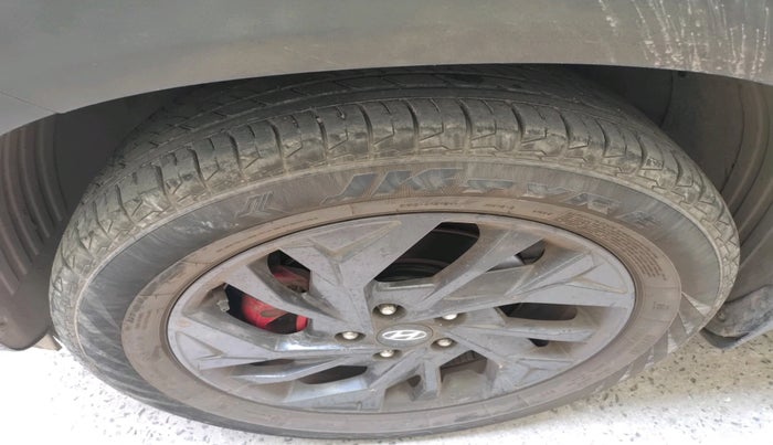 2023 Hyundai Creta SX (O) IVT KNIGHT 1.5 PETROL, Petrol, Automatic, 19,253 km, tyre