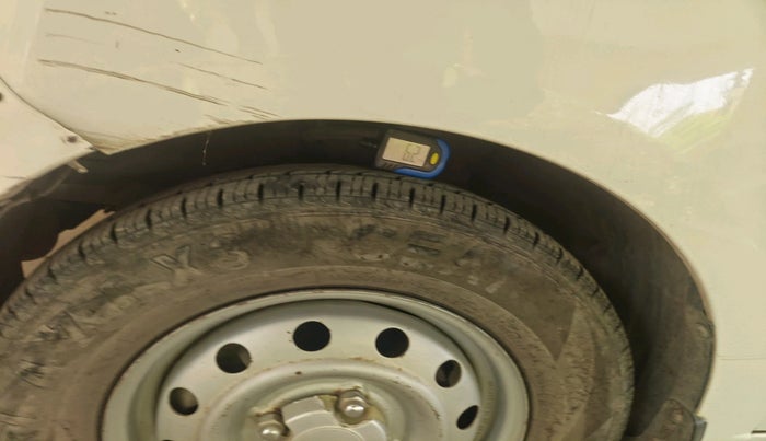 2014 Hyundai i10 MAGNA 1.1, Petrol, Manual, 57,432 km, tyre