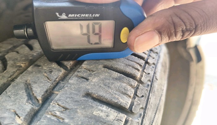 2016 Hyundai Xcent BASE 1.2, CNG, Manual, 92,708 km, tyre