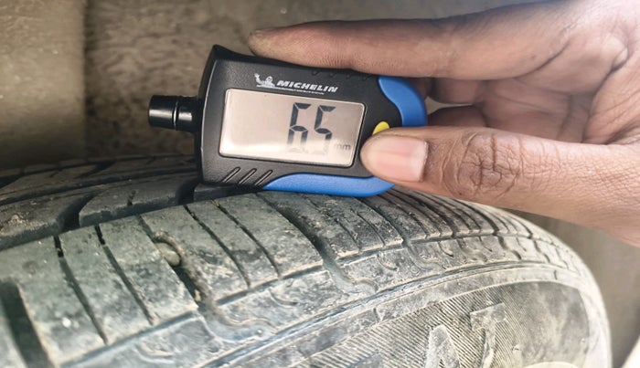 2016 Hyundai Xcent BASE 1.2, CNG, Manual, 92,708 km, tyre