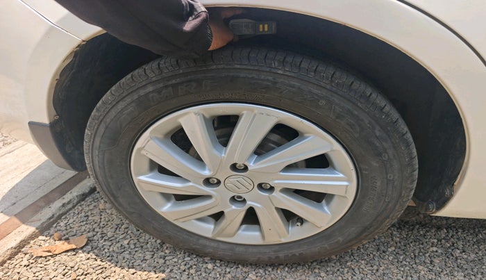 2016 Maruti Swift Dzire ZDI, Diesel, Manual, 1,62,107 km, tyre