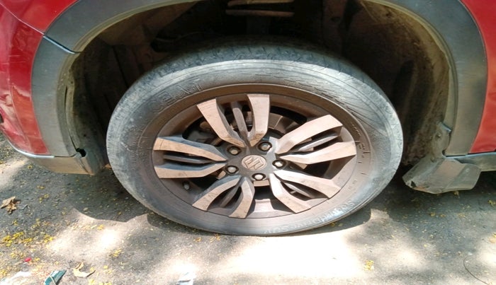 2016 Maruti Vitara Brezza LDI (O), Diesel, Manual, 1,74,072 km, tyre