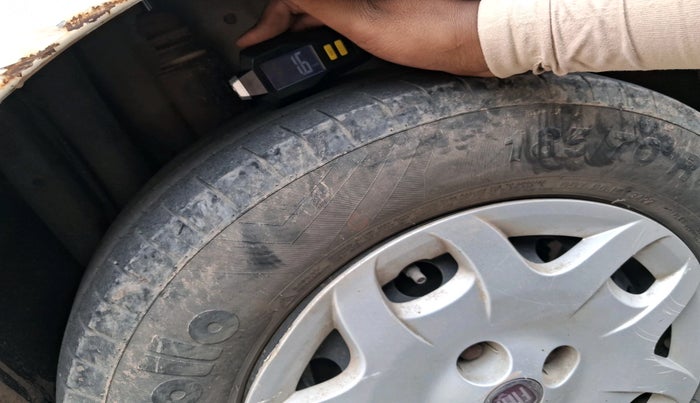 2012 Fiat Grand Punto DYNAMIC 1.3, Diesel, Manual, 1,05,783 km, tyre