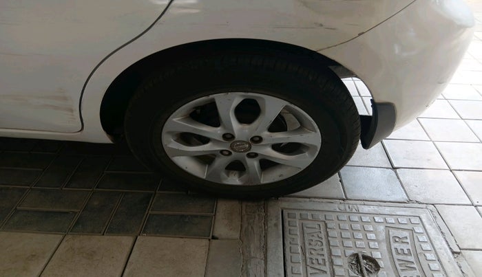 2013 Nissan Micra XV CVT, Petrol, Automatic, 76,435 km, tyre