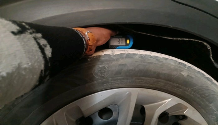 2024 KIA CARENS PRESTIGE 1.5 DIESEL 7 STR, Diesel, Manual, 57,131 km, tyre