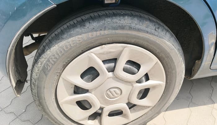 2018 Maruti IGNIS DELTA 1.2, Petrol, Manual, 35,892 km, tyre
