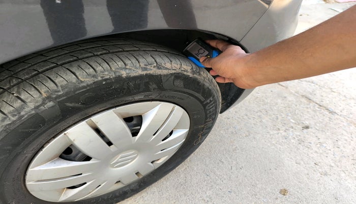 2019 Maruti Alto LXI, Petrol, Manual, 27,566 km, tyre