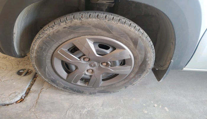 2019 Renault Kwid RXT 1.0 AMT (O), Petrol, Automatic, 18,678 km, tyre