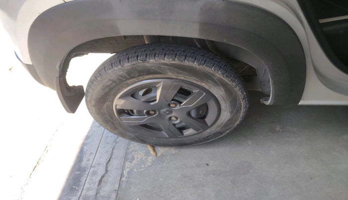 2019 Renault Kwid RXT 1.0 AMT (O), Petrol, Automatic, 18,678 km, tyre