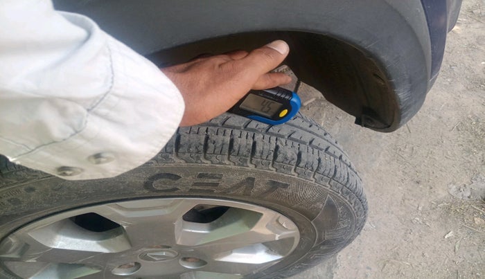 2019 Renault Kwid CLIMBER 1.0, Petrol, Manual, 40,584 km, tyre