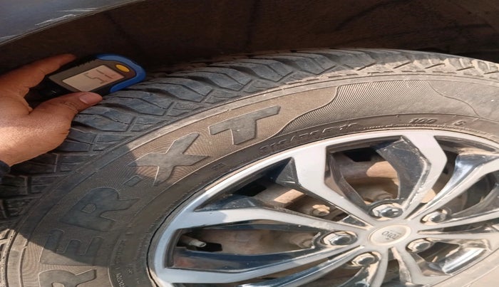 2013 Mahindra Xylo H4 BS IV, Diesel, Manual, 1,86,231 km, tyre