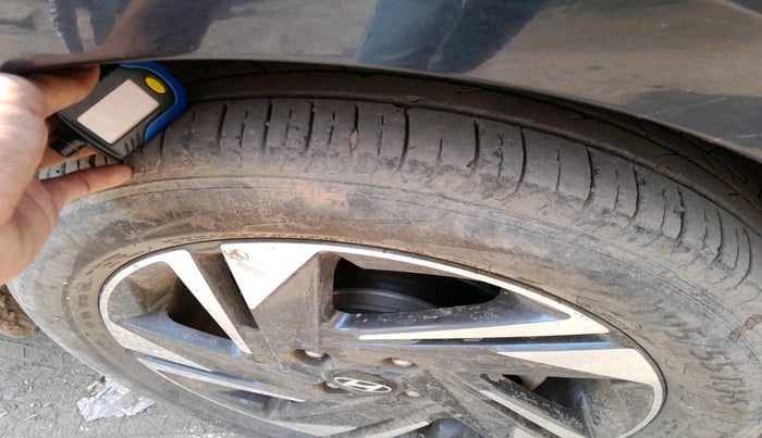 2023 Hyundai NEW I20 ASTA (O) 1.2 MT, Petrol, Manual, 33,366 km, tyre