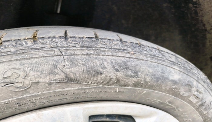 2011 Volkswagen Polo COMFORTLINE 1.2L PETROL, Petrol, Manual, 39,079 km, tyre