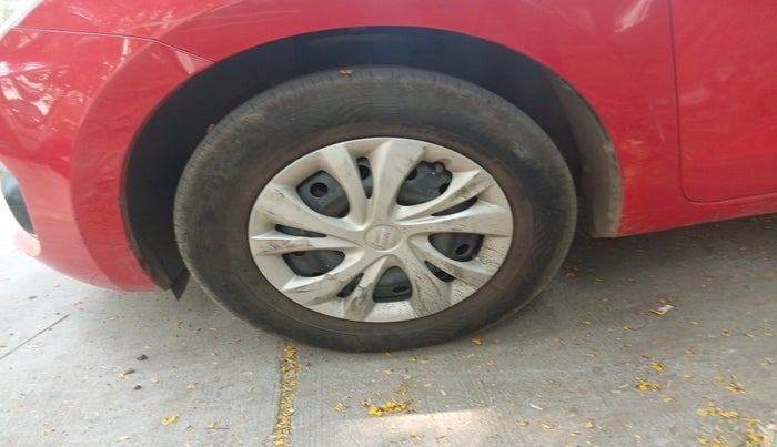 2019 Maruti Swift VXI, Petrol, Manual, 64,602 km, tyre