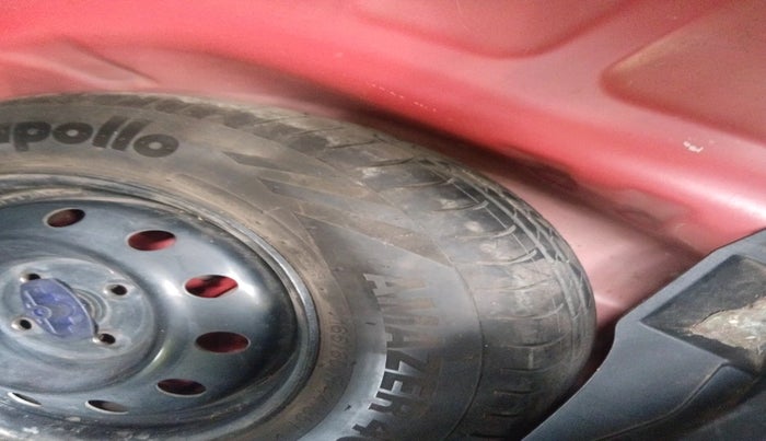 2019 Maruti Swift VXI, Petrol, Manual, 64,602 km, tyre