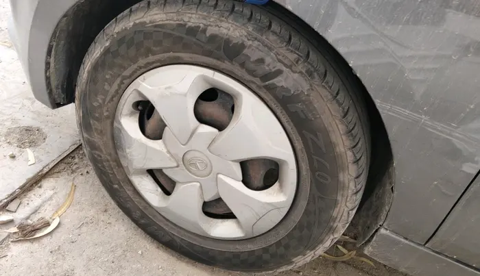 2020 Tata Tiago XT PETROL, Petrol, Manual, 86,664 km, tyre