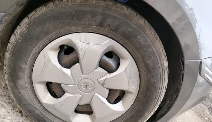 2020 Tata Tiago XT PETROL, Petrol, Manual, 86,664 km, tyre