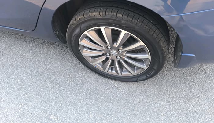 2018 Maruti Ciaz ALPHA 1.5 SHVS PETROL, Petrol, Manual, 60,505 km, tyre