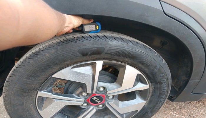 2021 KIA SONET GTX PLUS 1.5 AT, Diesel, Automatic, 85,026 km, tyre