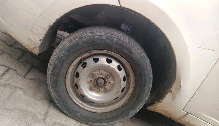 2013 Tata Indica Vista LS QUADRAJET, Diesel, Manual, 66,860 km, tyre