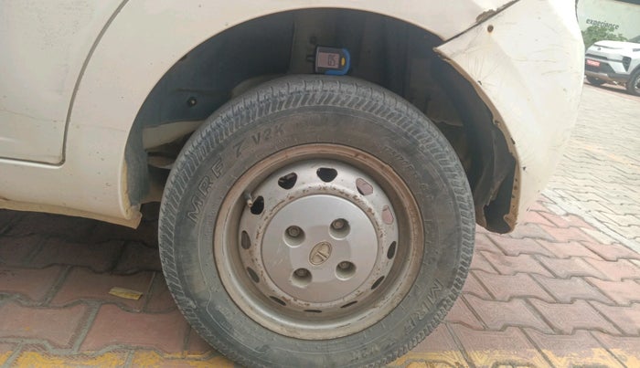 2013 Tata Indica Vista LS QUADRAJET, Diesel, Manual, 66,860 km, tyre