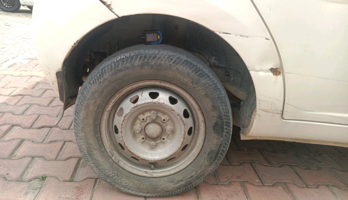 2013 Tata Indica Vista LS QUADRAJET, Diesel, Manual, 66,860 km, tyre