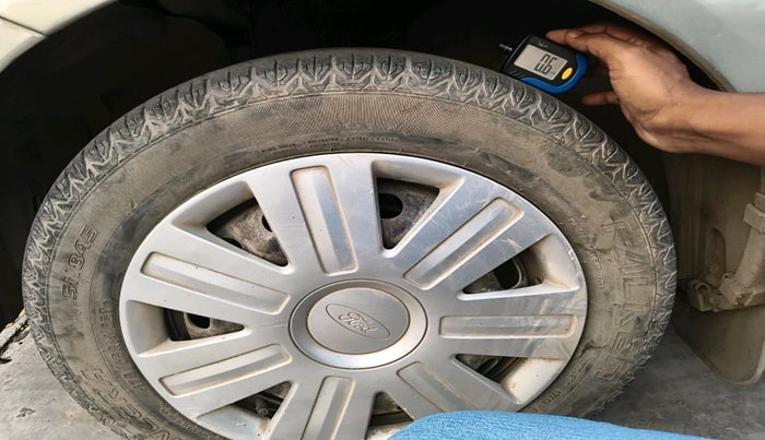 2012 Ford Figo EXI 1.2 PETROL, Petrol, Manual, 1,53,823 km, tyre