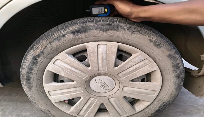 2012 Ford Figo EXI 1.2 PETROL, Petrol, Manual, 1,53,823 km, tyre