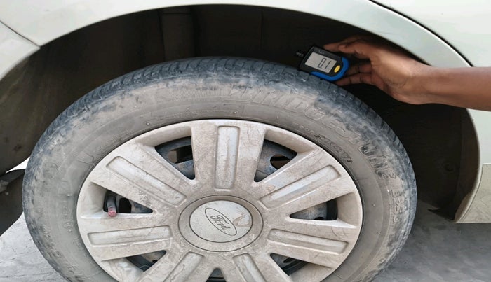 2012 Ford Figo EXI 1.2 PETROL, Petrol, Manual, 1,53,823 km, tyre