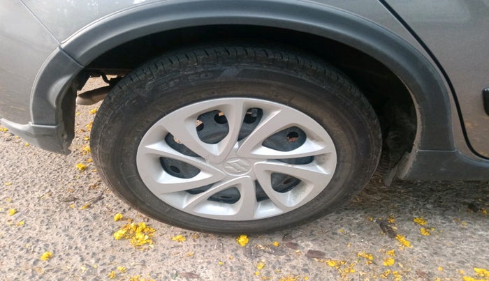 2025 Maruti Celerio ZXI, Petrol, Manual, 2,002 km, tyre