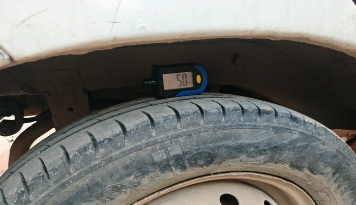 2012 Maruti Alto LXI, Petrol, Manual, 97,401 km, tyre